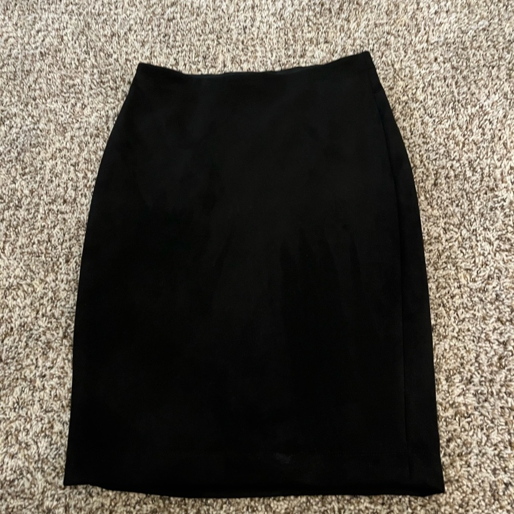T Tahari Classic Black Pencil Skirt